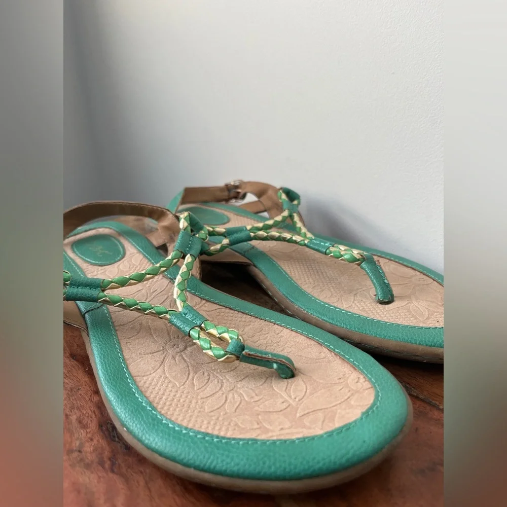B.O.C Born Green , gold and green braided Sandals, faux leather size 9 - Picture 4 of 9